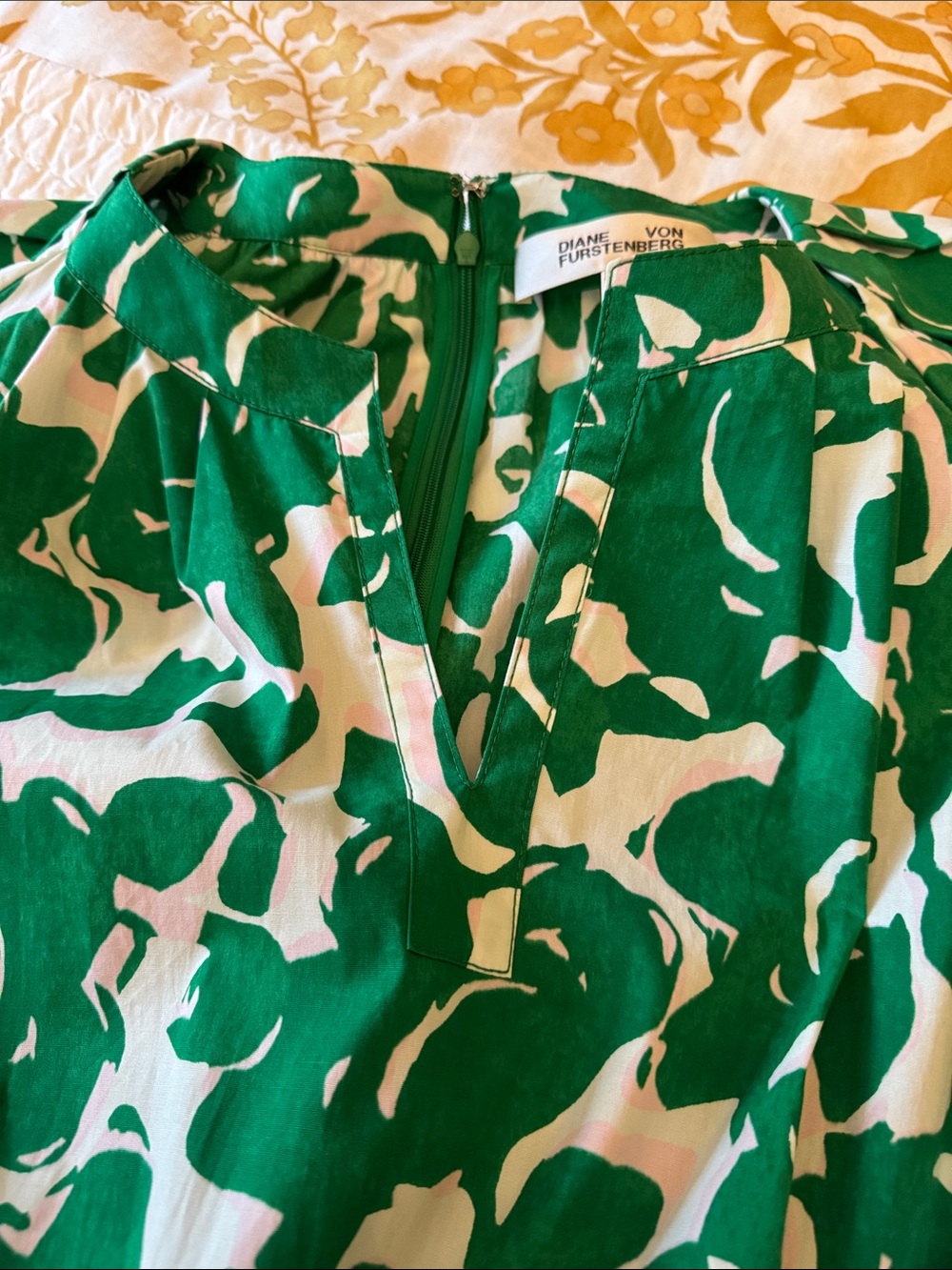 Diane Von Furstenberg Lindy Belted Midi Dress - Size 12 - Picture 7 of 7